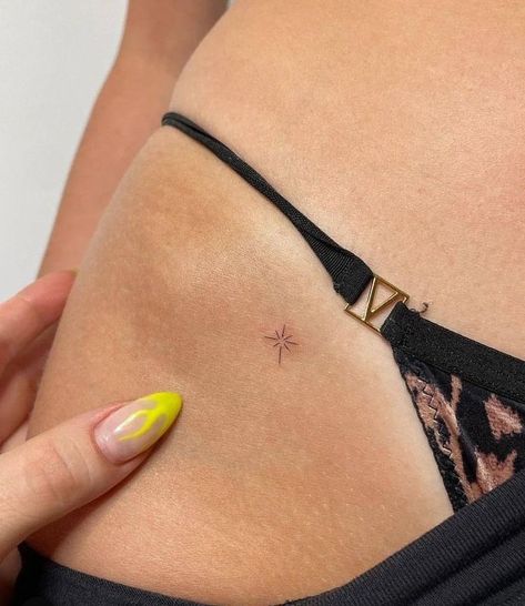 Pelvic Tattoos, Tatoo Dog, Small Tattoo Placement, Tato Minimal, Unique Small Tattoo, Small Girly Tattoos, Petite Tattoos, Star Tattoo, Classy Tattoos