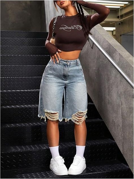 Women's Ripped High Waist Jean Zipper Button Denim Shorts Distressed Raw Hem Bermuda Shorts with Pocket Short Jean Shorts Outfit, How To Style Jorts Women, Jean Bermuda Shorts Outfit, Ripped Shorts Outfit, Jorts Outfit Women’s, Closet Upcycle, Rotating Closet, Bermuda Shorts Outfit, Billie Eilish Concert