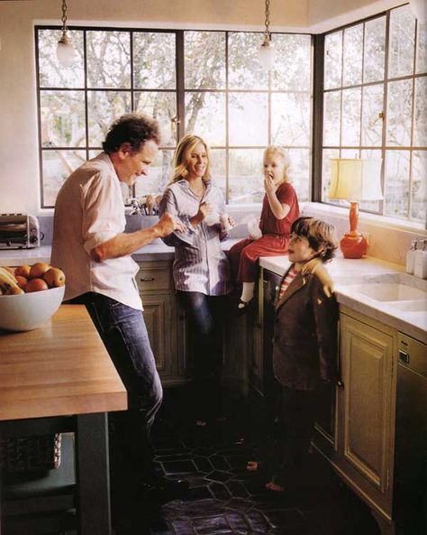 Lindsey & Kristen Buckingham's kitchen......love this tobacco colored terra cotta tile. Stevie Nicks 70s, Desert Kitchen, Town And Country Magazine, Galley Kitchen Remodel, Lindsey Buckingham, Country Magazine, Inside Job, New Wife, Town Country