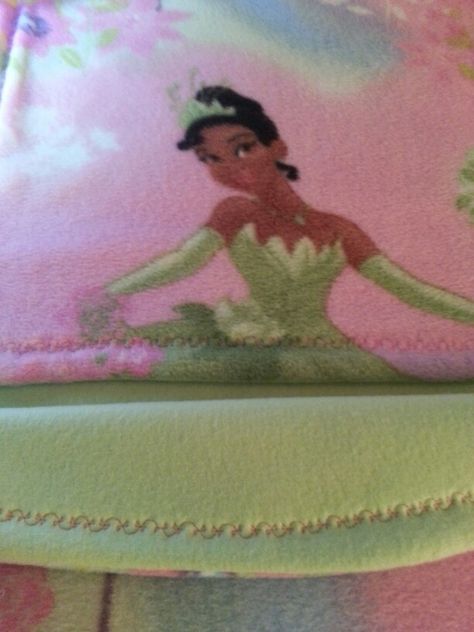 Princess Tiana Blanket Princess And The Frog Crochet, Princess Blankets Crochet Free, Crochet Princess Blanket, Princess Blanket, Disney Princess Blanket, Princess Tiana, Sewing, Knitting, Crochet