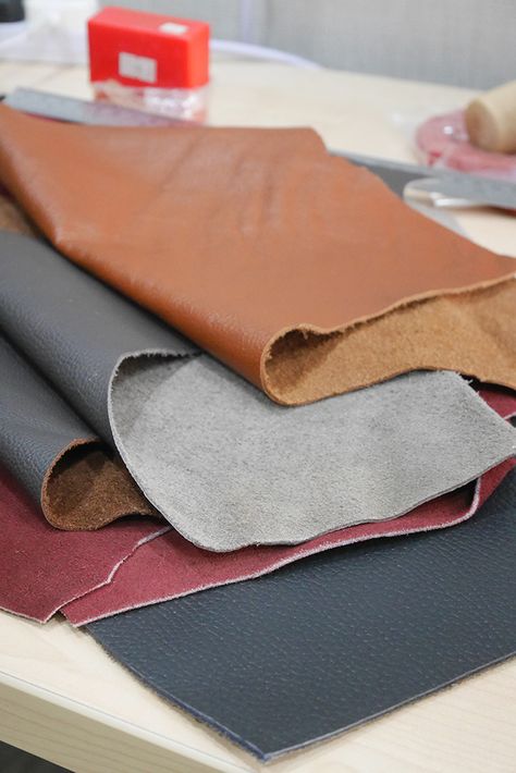 Leather Diy Gifts, Diy Leather Projects For Beginners, Crafts From Leather Scraps, Scrap Leather Crafts, Soft Leather Projects Diy, Projects With Leather Scraps, Leather Beginner Projects, Crafting With Leather Scraps, Beginners Leather Projects