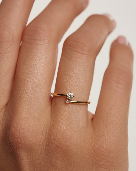 Simple Ring Design, Hand Jewelry Rings, Couple Ring Design, Modern Gold Jewelry, Gold Rings Fashion, Gold Ring Designs, Gold Jewelry Simple, Yellow Bird, Rings Fashion