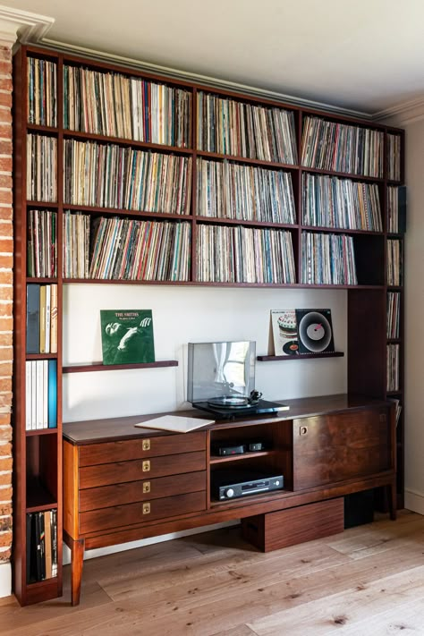 Record Storage Library — Wunsch Living Room Cupboards, Room Cupboard, Home Music Rooms, Vinyl Room, Record Room, Farmhouse Style Living Room, Game Room Ideas, Shelving Design, Vinyl Record Storage