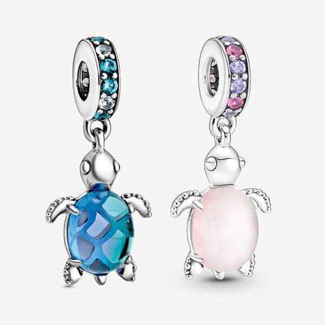 Matching Pandora Charms, Next In Fashion, Pandora Bracelet Charms Ideas, Pandora Bracelet Designs, Jewellery Trends, Disney Charms, Anime Jewelry, Charms Pandora, Pandora Disney