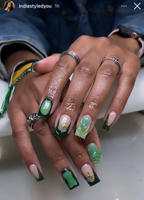 Short Earthy Nails, Short Square Nails Ideas, Short Nails Green, Square Nails Ideas, Square Nails Short, Shorties Nails, Acrylic Toe Nails, Hippie Nails, Hard Nails