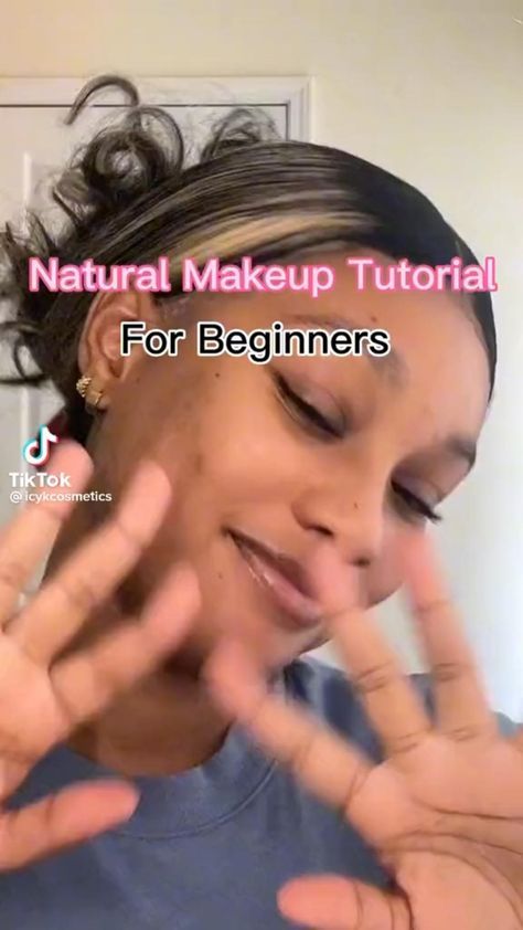 Beginner Clean Makeup, Natural Basic Makeup, No Makeup Look Step By Step, Minimalistic Makeup Tutorial, Easy Makeup For Dark Skin, Easy Beginner Makeup Tutorial, Basic Easy Makeup, Easy Makeup For Beginners Natural, Very Simple Makeup Tutorials