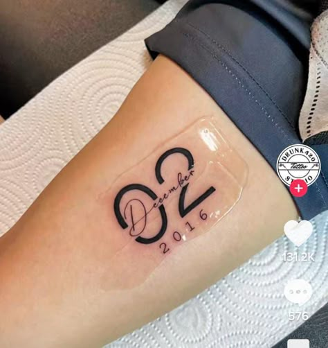 73735bab-f22a-4117-a820-4f5a2fe0631d Mutterschaft Tattoos, Tattoos Infinity, Date Tattoos, Mom Tattoo Designs, Tasteful Tattoos, Mother Tattoos, Dope Tattoos For Women, Wrist Tattoos For Women, Unique Tattoo Designs