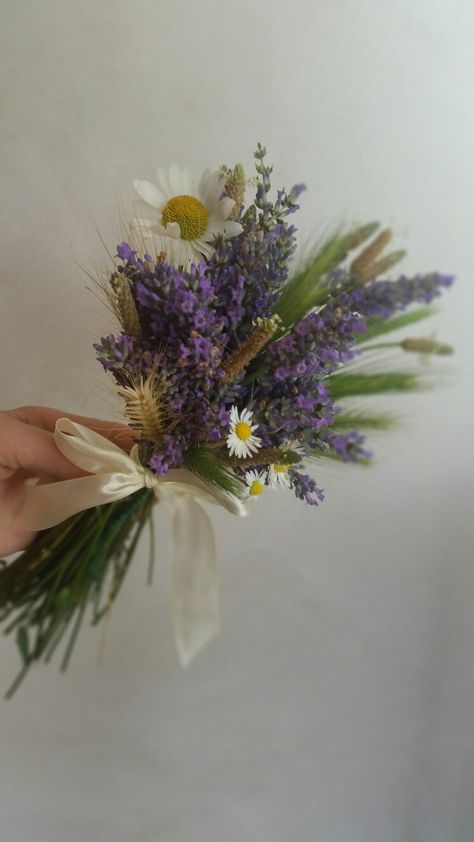 Daisy And Lavender Bouquet Tattoo, Wildflower Tattoo With Lavender, Tiny Wildflower Bouquet, Lavender And Daisy Bouquet, Daisy And Lavender Tattoo, Daisy Lavender Bouquet, Purple Flower Bouquet Aesthetic, Purple Daisy Bouquet, Purple Wildflower Bouquet