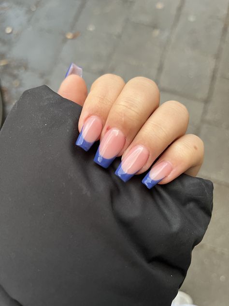 Indigo French Tip Nails, Short Blue Square Acrylic Nails, Navy Blue French Tip Nails Coffin, Navy French Tip Nails Square, Navy Blue French Tip Nails Square, Navy Blue Square Acrylic Nails, Dark Blue French Tip Nails Square, Blue French Tips Square, Navy Blue Nails Coffin