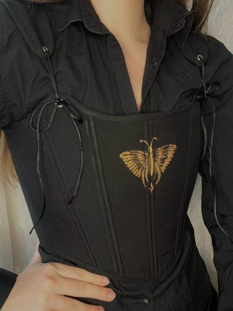 Upcycle Corset, Reversible Corset, Lace Up Back Corset, Tapestry Corset, Handwork Ideas, Corset Underbust, Corset Outfit, Black Cotton Fabric, Satin Noir