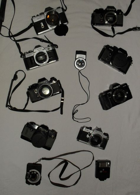 Bunch of cameras from the 70's or so 1970s Camera, Photography Ideas, Old Fashioned, Cameras, 1970s, Photography, Art