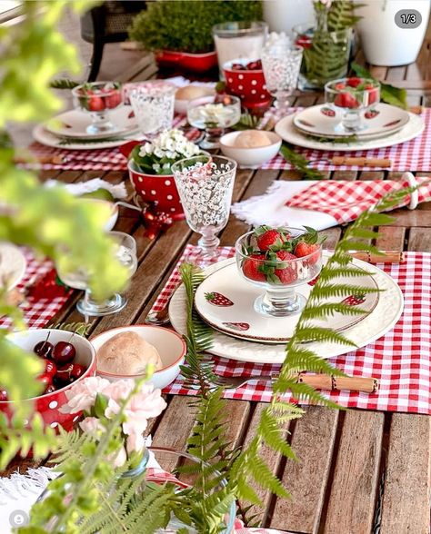 Strawberry Themed Tablescape, Strawberry Table Setting, Strawberry Table Decor, Strawberry Tablescape, Baby Shower Table Centerpieces, Strawberry Theme, Berry Garden, Strawberry Shortcake Party, Tea Party Table