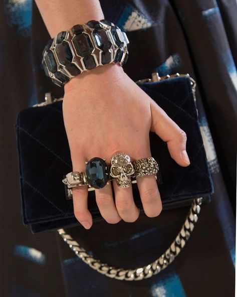 A small Jewelled Satchel in night blue velvet matelassé with silver hardware. From the Autumn/Winter 2019 pre-collection.  #McQueenPreAW19… Mcqueen Jewelry, Love Couture, Mcqueen Fashion, Model Shoes, Goth Jewelry, Night Blue, 2016 Trends, Ladies Clutch, Fashion Group