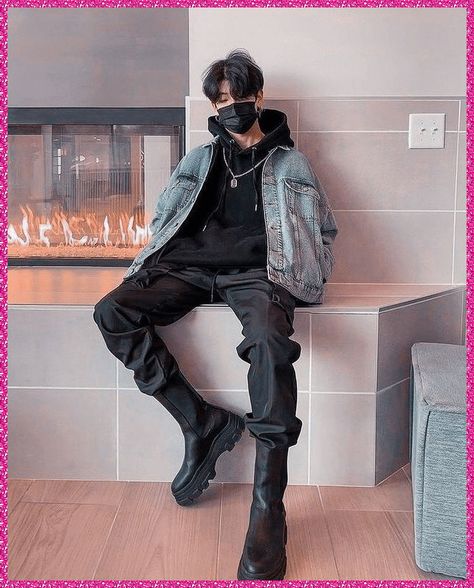 Winter Outfits Men Streetwear, Cargo Pants Outfit Men, Hoodie Outfit Men, Outfits Men Streetwear, Pants Outfit Men, Aesthetic Outfits Men, Cargo Pants Outfit, Dark Outfits, Men Stylish Dress