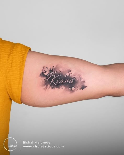 Name Tattoo On Hand, Forearm Cover Up Tattoos, Tatuaje Trash Polka, Tattoo Name Fonts, Name Tattoo Ideas, Script Tattoo, Band Tattoo Designs, Armband Tattoo Design, Wrist Tattoos For Guys