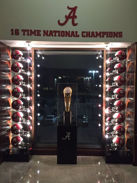 Billy Napier on Twitter: ""High Achievement always takes place in the framework of High Expectations." - C. Kettering. New Trophy Case for 2016 Alabama Crimson Tide Football Wallpaper, Univ Of Alabama, Alabama College Football, Rammer Jammer Yellow Hammer, Alabama Football Roll Tide, Rammer Jammer, Ducks Football, Football Trophies, Trophy Case