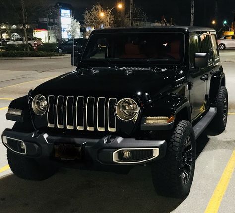 Black Jeep Wrangler, Stuff To Buy, Custom Jeep Wrangler, Black Jeep, Dream Cars Jeep, Custom Jeep, Lux Cars, Jeep Rubicon, Car Goals