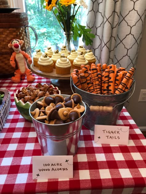 Winnie The Pooh Party Snack Ideas, Pooh Birthday Food Ideas, Pooh Bear Snacks, Winnie The Pooh First Birthday Food Ideas, Winnie The Pooh Treats Party Ideas, Food Ideas For Winnie The Pooh Party, Winnie The Pooh Dinner Ideas, Fall Winnie The Pooh Party, Winnie The Pooh Food Ideas 1st Birthdays