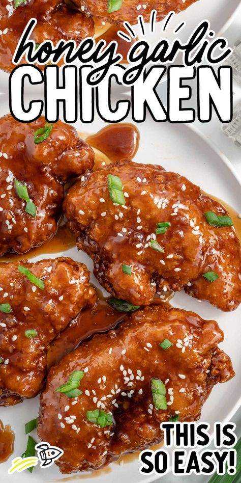 Homemade Honey Garlic Sauce, Crispy Honey Garlic Chicken, Honey Chicken Breast, Easy Honey Garlic Chicken, Garlic Chicken Breast Recipes, Crispy Honey Chicken, Honey Baked Chicken, Chicken Smothered, Crispy Chicken Recipes