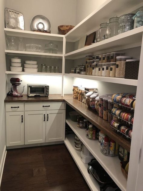 Desain Pantry Dapur, Organiser Cucina, House Pantry, Pantry Room, Organized Pantry, Desain Pantry, Pantry Remodel, Kabinet Dapur, Pantry Shelving