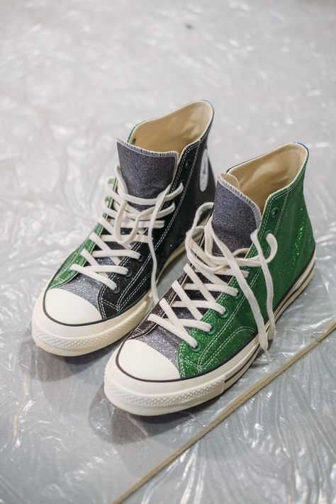 JW Anderson and Converse Reveal New Sneaker Collaboration at Pitti Uomo | GQ Jw Anderson Converse, Sneaker Collaboration, Converse X Jw Anderson, Day Fashion, Jw Anderson, New Sneakers, Quick Guide, Best Sneakers, Converse Sneaker