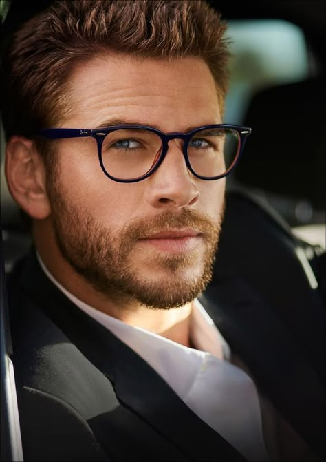 Hemsworth Chris, Stylish Glasses For Men, Luke Hemsworth, Mens Eye Glasses, Hemsworth Brothers, Celebrity Men, Handsome Men Quotes, Mens Glasses Fashion, Glasses Trends