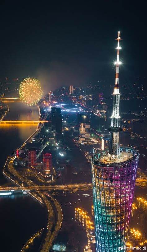 𝙇𝙤𝙫𝙚, 𝙋𝙚𝙖𝙘𝙚, 𝙋𝙧𝙤𝙨𝙥𝙚𝙧𝙞𝙩𝙮 🧡💜💛 Indulge in a distinct kind of gratefulness this #Thanksgiving as we pay tribute to the extraordinary city of #Guangzhou! 🎆 #HappyThanksgivingDay 🦃🍂 📷 callmedjdj Guangzhou Aesthetic, Canton Tower, China Trip, China City, Manifesting Vision Board, Happy Thanksgiving Day, Cultural Identity, Guangzhou China, China Travel