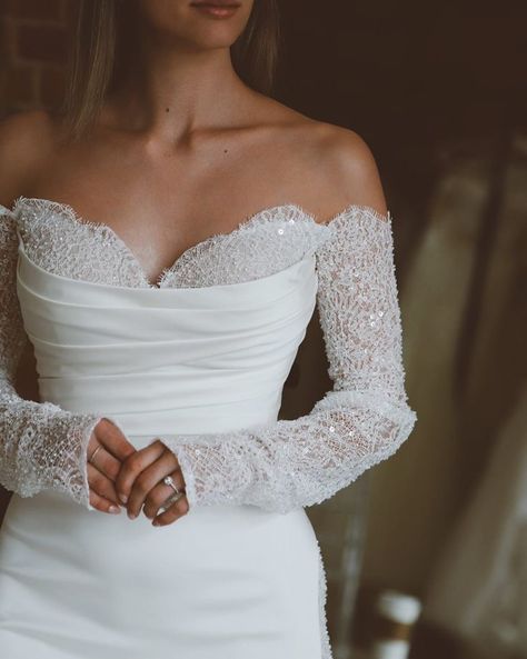 Best Wedding Guest Dresses Classy, Dress Party Wear, Best Wedding Guest Dresses, Timeless Wedding Dress, Classy Wedding Dress, Stylish Wedding Dresses, Pretty Wedding Dresses, Dresses Classy, Dream Wedding Ideas Dresses