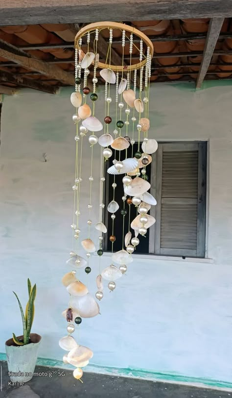 Sea Shell Hanging Wind Chimes, Shells Wind Chime Diy, Shell Chimes Diy Seashells, Shells Decoration Ideas Home Decor, She’ll Wind Chimes, Sea Shell Wind Chimes Diy Seashell Crafts, Shell Windchimes Diy, Sea Shell Wind Chime Diy, Diy Shell Wind Chimes