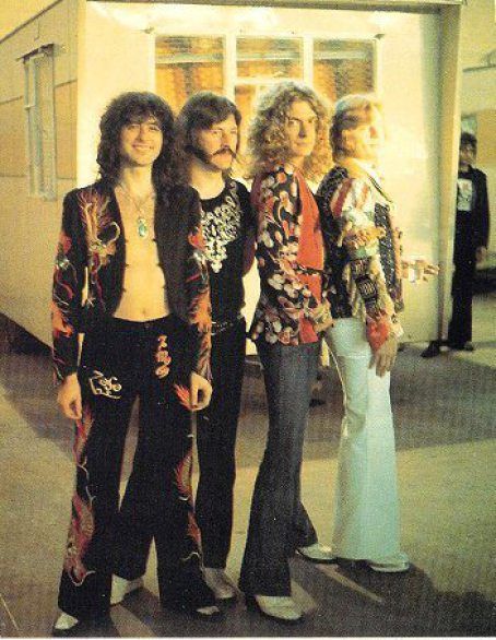 Backstage, May 23, 1975 Led Zeppelin Tattoo, Johnny Thunders, Robert Plant Led Zeppelin, Dimebag Darrell, John Bonham, John Paul Jones, Greatest Rock Bands, Led Zep, Whole Lotta Love