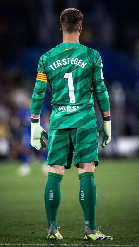 German Football Players, Fc Barcelona Players, Marc-andré Ter Stegen, Cr7 Vs Messi, Ter Stegen, Fc Barcelona Wallpapers, Lionel Messi Barcelona, Football Players Photos, Messi Photos