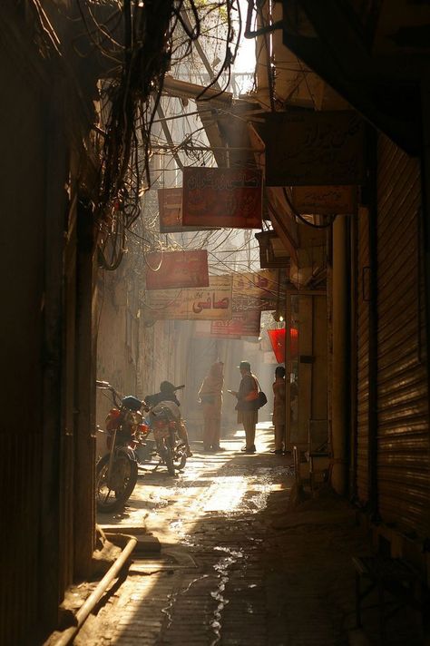 Alley Way, Maximalist Home, Lahore Pakistan, European Design, Cinematic Photography, Environment Design, Environment Concept Art, Urban Photography, City Aesthetic