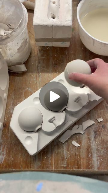 Hanna Lühl on Instagram: "Quite a few of you asked me how I make my Christmas balls and which mold I use. Here you can see the whole messy process from start to finish. I use liquid porcelain and ceramic molds from @keramik_kraft . . . . . . #slipcastingprocess #ceramicmold #porcelainchristmasbaubles #christmasbaubles #potteryforall #CREmerging #ihavethisthingwithceramics #loveinpottery #ceramicsmagazine @insta_pottery #instapottery # @pottery_videos #potteryvideos #ceramicsblogvideo #videoceramicablog #potteryforeverrr" Porcelain Sculpture Ceramics, Ceramic Mold Making, Easter Ceramics Ideas, How To Make Ceramic, Pottery Molds, Clay Molds, Ceramic Molds, Pottery Videos, Ceramic Boxes