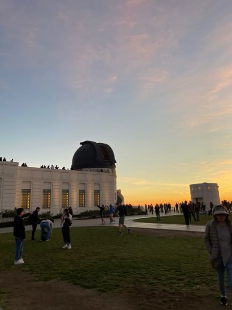 Griffith Park Observatory, Griffith Observatory Aesthetic, La Observatory, Observatory Aesthetic, La La Land Aesthetic, Milk Fed, Cali Summer, Usa Life, La Aesthetic