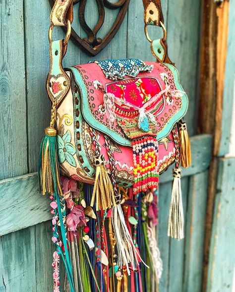 Hippie Elegante, Bohemian Schick, Look Hippie Chic, Bohemian Purse, Look Boho Chic, Boho Styl, Boho Mode, Estilo Hippy, Mode Hippie