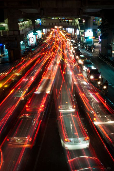 Long Exposure Shot of The Traffic in Bangkok Long Shot Photography, Long Exposure Photos, Mai Thai, Free Websites, Photography Assignments, Art Assignments, Long Exposure Photography, Study Photos, Sunday Evening