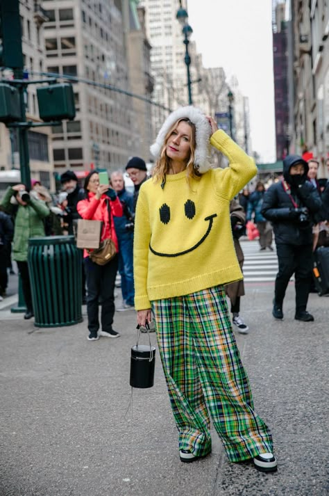 Weird Outfits, Weird Style, Fashion Winter Outfits, New York Fashion Week Street Style, New York Street Style, Summer Fashion Dresses, Looks Street Style, Eclectic Fashion, Autumn Street Style