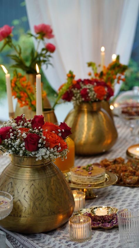 Ethnic Table Dinner Decor Idea. Golden Opluence. image by Aamir Naveed Indian Dinner Decorations, Indian Table Setting Decoration, Indian Dinner Decoration Ideas, Indian Dinner Party Decor, Diwali Vase Decoration, Flower Decoration For Dinner Table, Dashain Decoration Ideas, Brass Table Setting, Indian Food Table Decor