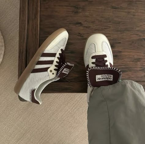 Basket Style, Dr Shoes, Shoe Wishlist, Wales Bonner, Adidas Spezial, Shoe Inspo, Aesthetic Shoes, Swag Shoes, Moda Vintage