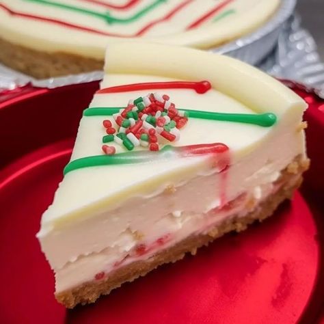 Little Debbie Christmas Tree Cheesecake, Christmas Tree Cheesecake, Green Cheesecake, Christmas Tree Desserts, Little Debbie Christmas Tree, Vegan Egg Substitute, Creamy Macaroni And Cheese, Little Debbie, Holiday Sprinkles