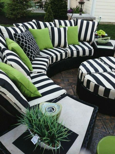 Black And Yellow Patio Decor, Aesthetic Patio Furniture, Patio Black And White, Black And White Patio Decor, Black And White Outdoor Patio, Top Loader Laundry Room, White Outdoor Patio, Black Patio Furniture, Black And White Patio