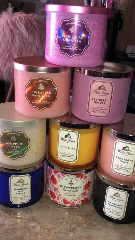 Smell Good Candles, Bath And Body Candles, Vanilla Candles, The Life I Want, Candles Collection, Coffee Scented Candles, Candle Obsession, Smelling Good, Best Smelling Candles