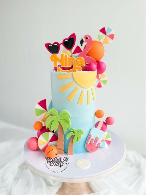 Tropical Flamingo Pool Party, Fun In The Sun Birthday Cake, Pool Party Cakes For Girls Birthday, Pool Theme Cake, Tropic Cake, Pool Party Cake Ideas, Pool Party Desserts, Tropical Party Cake, Pool Party Birthday Cake