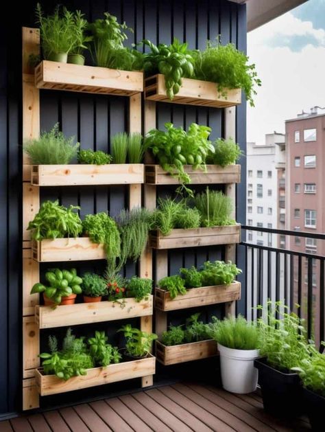 Vertical herb garden using wooden crates or hanging planters provides fresh cooking herbs. Outside Herb Garden Wall, Wooden Vertical Garden, Palette Wall Garden, Vertical Veggie Garden Ideas, Balcony Veggie Garden Ideas, Vertical Veg Garden, Vertical Garden Patio, Herb Garden Outdoor Ideas, Herb Garden Ideas Outdoor Backyards