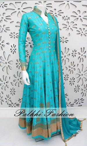 Anarkali Models, Banarasi Duppata, Best Clothing Stores, Palkhi Fashion, Indian Designer Clothes, Designer Anarkali Dresses, Long Anarkali, Fashion Usa, Gown Party Wear