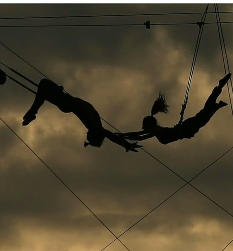 Medieval Circus Aesthetic, Tightrope Walker Aesthetic, Circus Performer Aesthetic, Tightrope Aesthetic, Trapeze Aesthetic, Ringmaster Aesthetic, Circus Tightrope Walker, Acrobat Aesthetic, Acrobatics Aesthetic