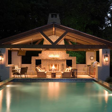 Luxury Pool with Modern Cabana - Modern - Pool - Atlanta - by Boyce Design + Build | Houzz Ranch House With Pool, Modern Farmhouse Pool, Pool Pavilion Ideas, Modern Cabana, Pool Cabana Ideas, Construction Planning, Build A Pool, Backyard Pool House, Pool House Cabana