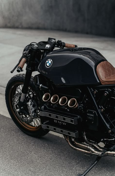 BMW CAFE RACER CUSTOM MOTORCYCLE SHOP DOWNTOWN Sepeda Motor Sport, Motorcycle Classic, Custom Bikes Cafe Racers, Мотоциклы Harley Davidson, Motor Klasik, Bike Bmw, Bmw K100, Image Moto, Мотоциклы Cafe Racers