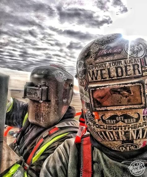 Custom Welding Helmets, Welding Helmet Designs, Welder Humor, Pipeline Welders, Best Paying Jobs, Pipeline Welding, Welding Logo, Welding Funny, Welding Hood