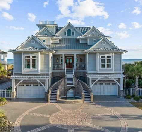 Dream Beach Houses Exterior, Beach House Mansion, Beach House Exterior Colors, North Carolina Beach House, Beach Mansions, Bloxburg Beach House, Beach Mansion, Mansion Exterior, Beach House Exterior